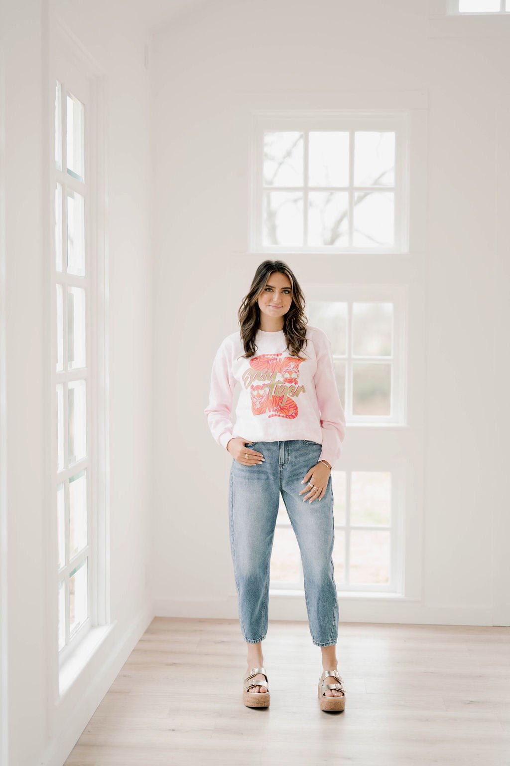 Easy Tiger Sweatshirt - Tops - Sweatshirts - Summer Tees