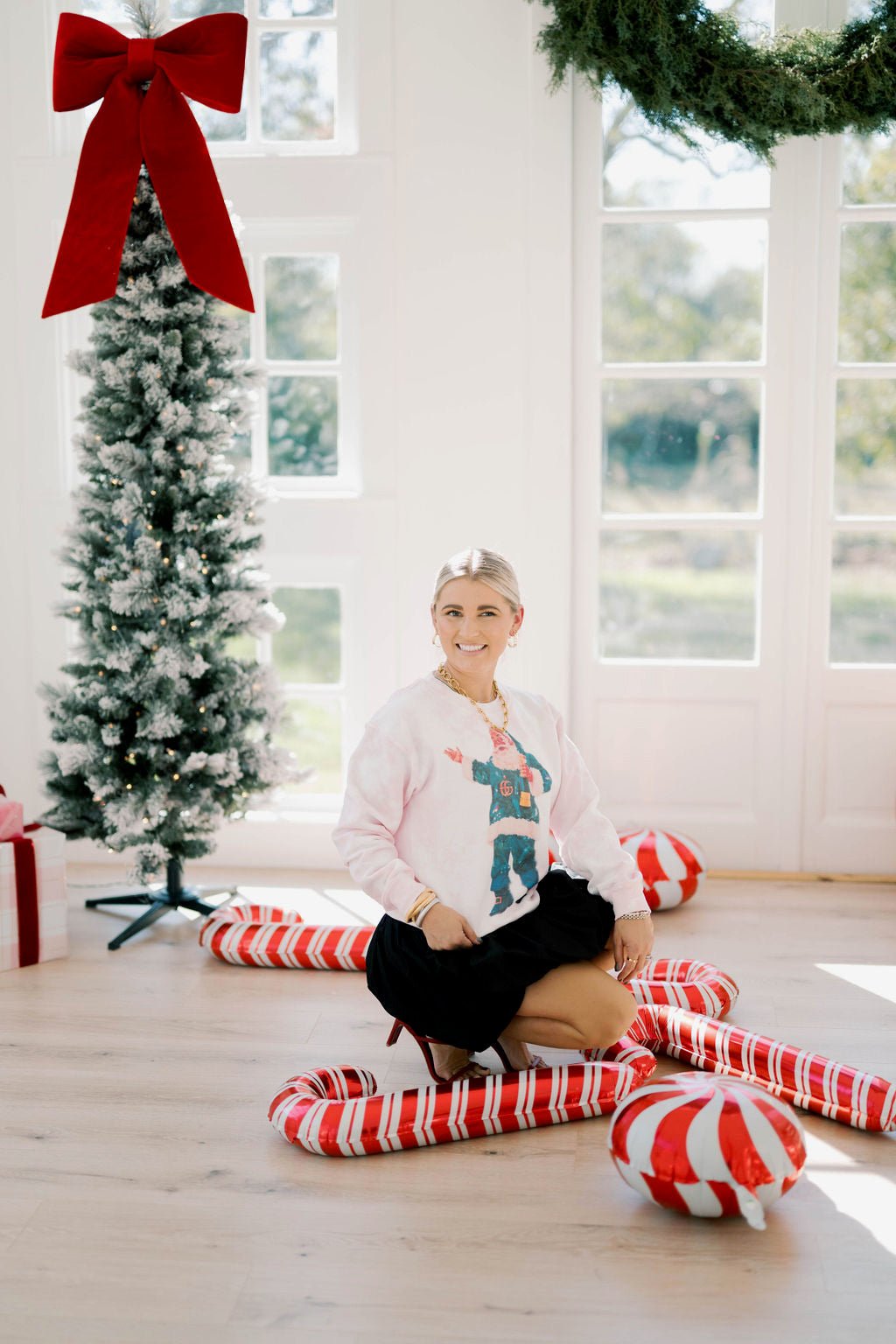 Gucci Santa Sweatshirt - Tops - Sweatshirts - Summer Tees