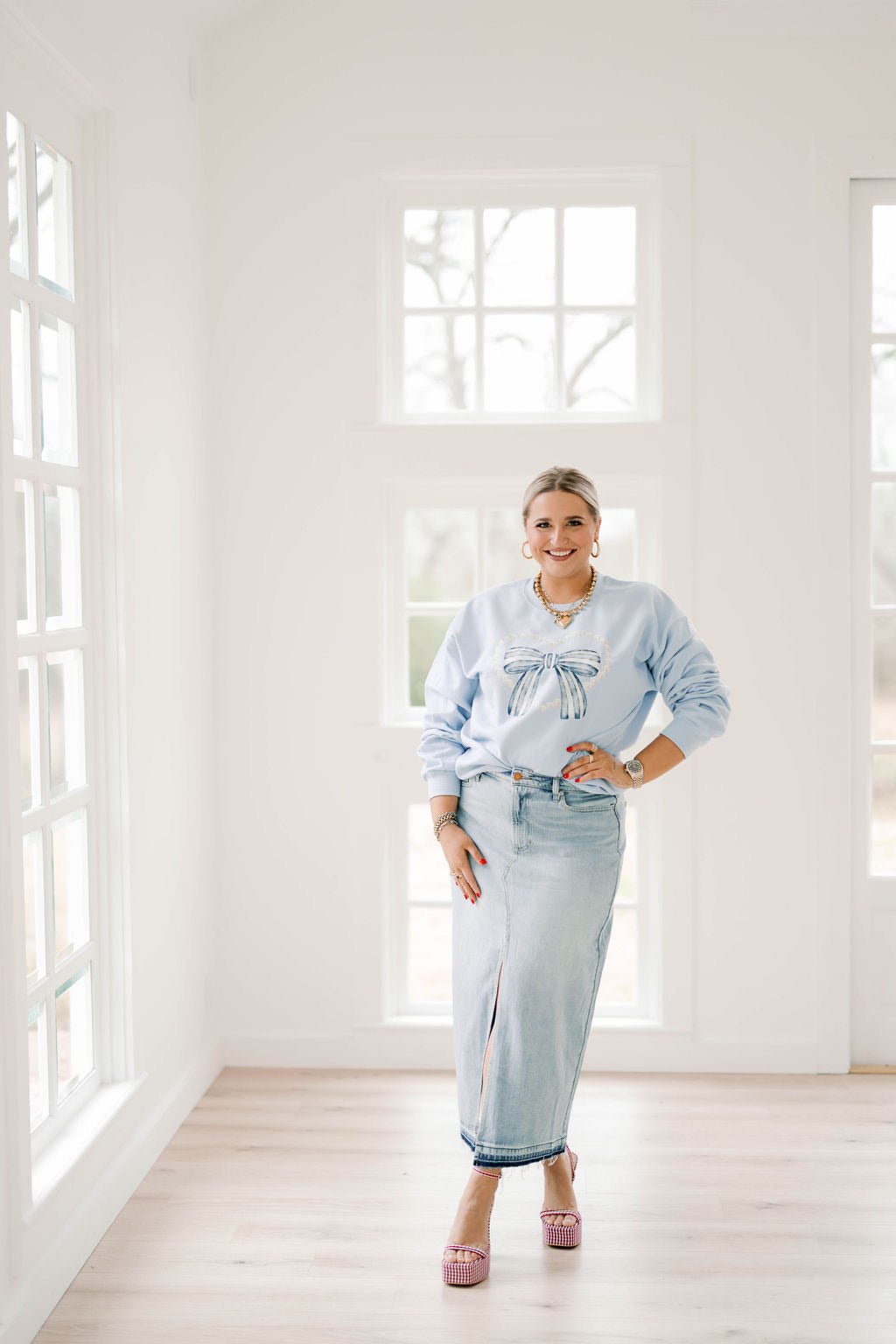 Pearl Heart Sweatshirt - Tops - Sweatshirts - Summer Tees