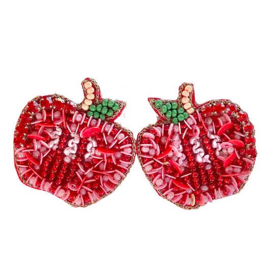 These apple stud earrings are the perfect gift to our wonderful teachers and educators! Show the love and appreciation to your teachers with these beaded earrings. They are handmade and very lightweight. 