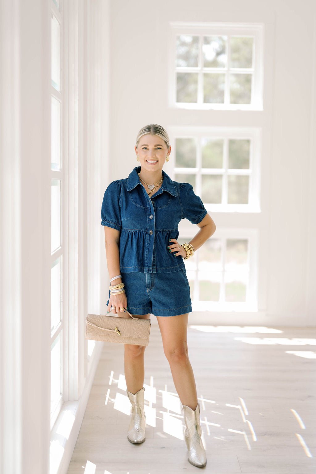 Denim Darling Mid - Rise Shorts - Bottoms - Shorts - Le Lis