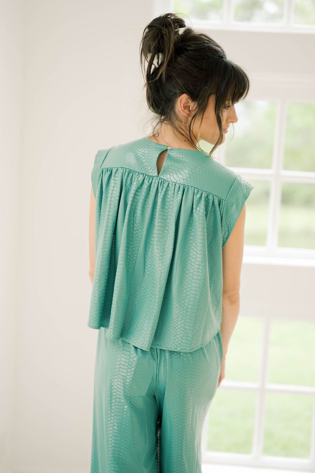 Green Mamba Flowy Top - Tops - Blouses - Adrienne