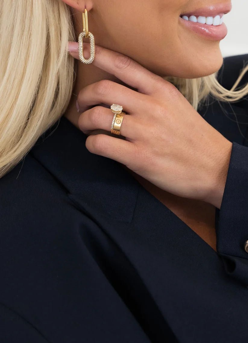 Lily Gold Link Earrings - Jewelry - Earrings - Chansutt Pearls