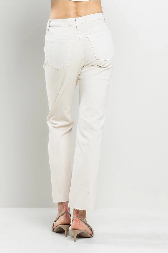 These aren't just jeans; they're your next obsession. Whether you're dressing up or keeping it casual, these high-rise wonders are the perfect choice. Embrace the blend of fashion and comfort with your new go-to. Upgrade your wardrobe with these amazing off-white jean by SneekPeek! 