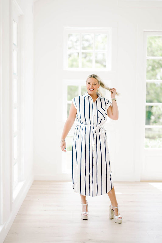 Sails Up Dress - Dresses - Entro