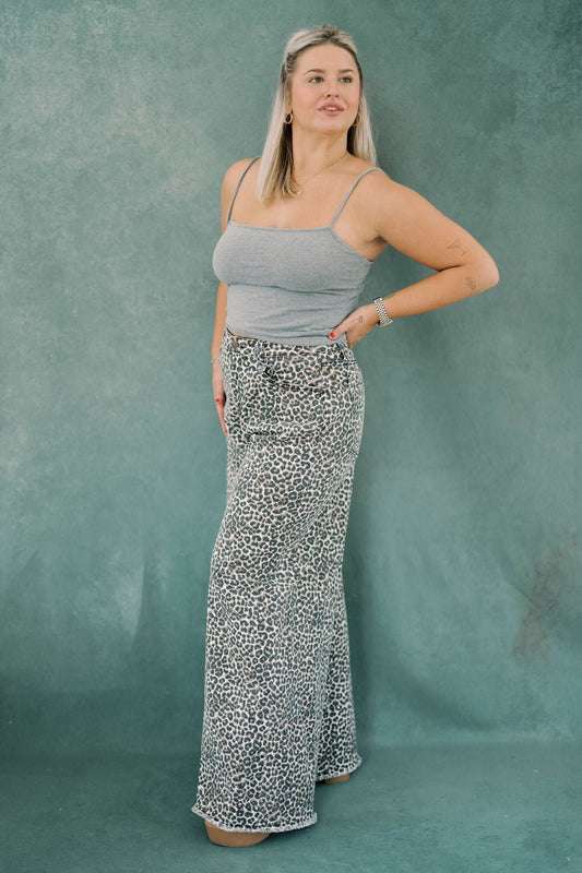 The Super High Rise Wide Leg Leopard Jeans - Bottoms - Pants - Saige Denim