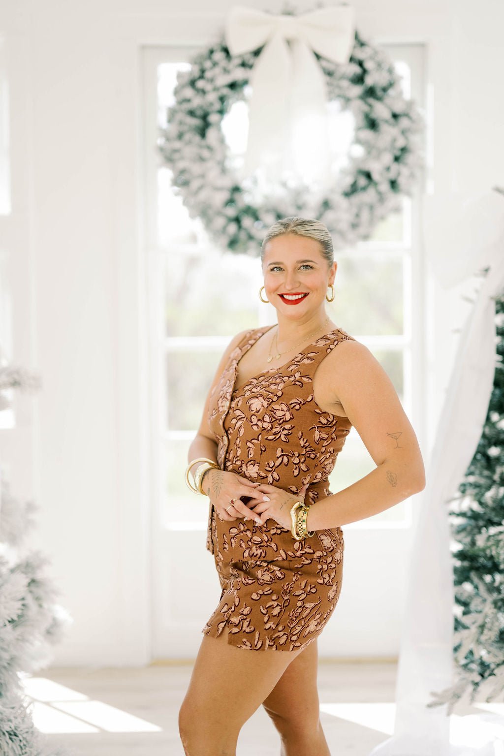 Uptown Gathering Floral Linen Tank Top - Tops - Blouses - Illa Illa