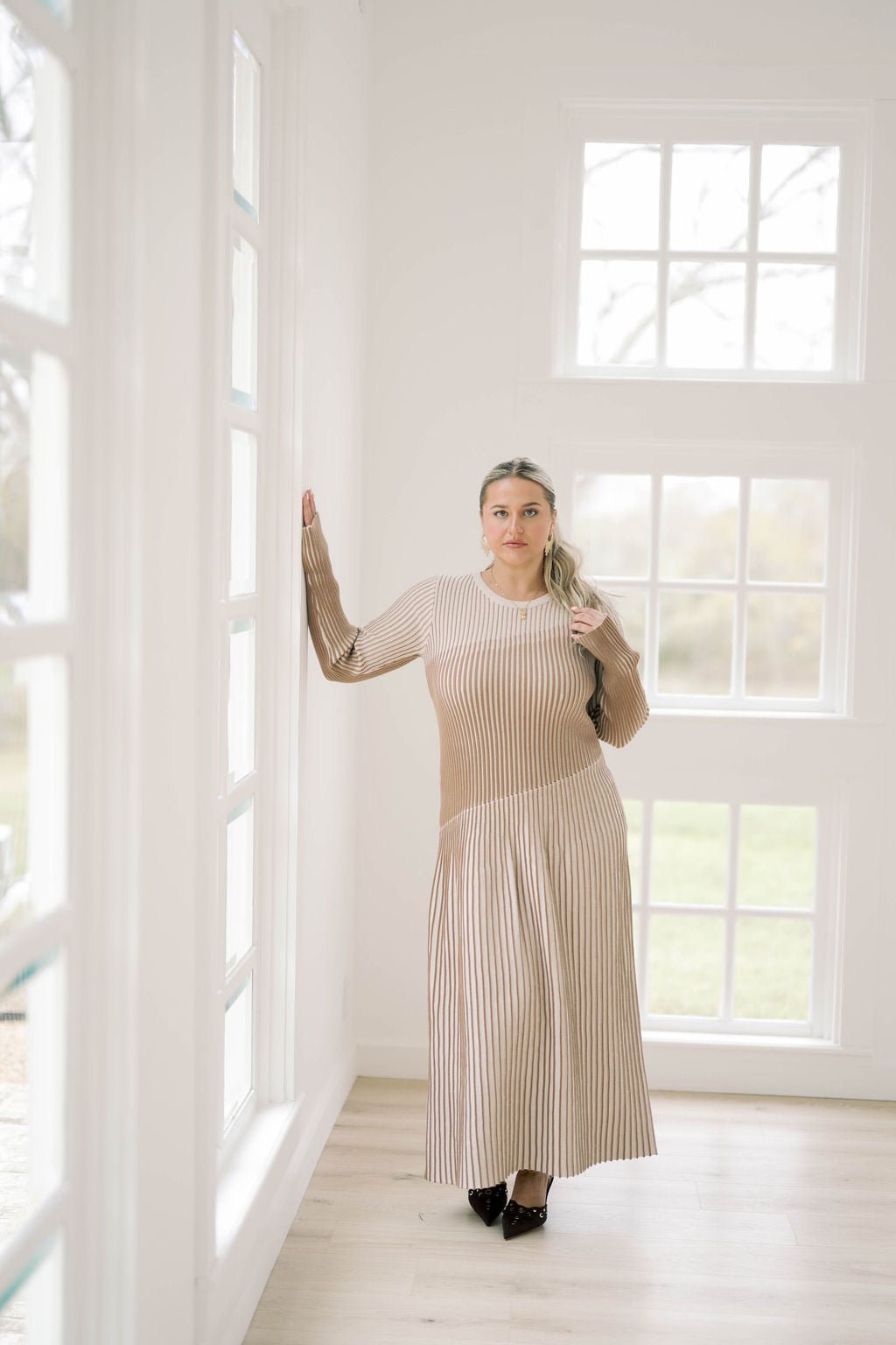 Urban Sleek Sweater Maxi Dress - Dresses - Able